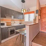 Duplex With Sea View Apartman