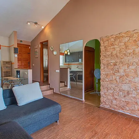 Duplex With Sea View شقة